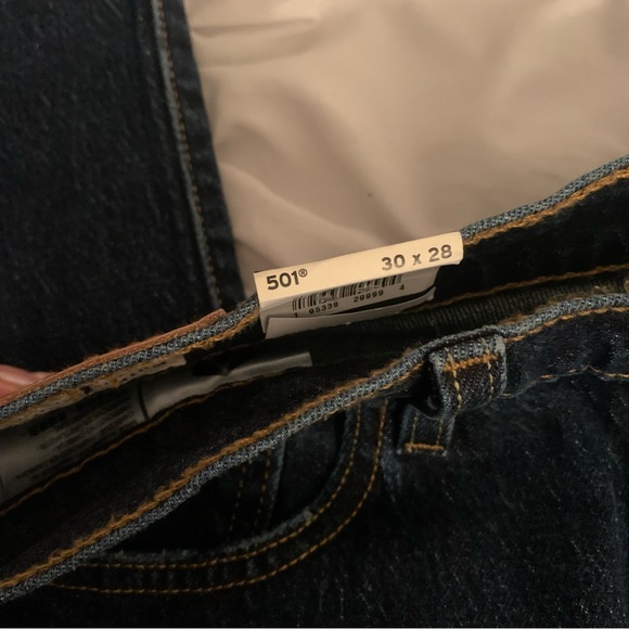 NWT Levi’s 501 Straight Leg Dark Wash Jeans - Picture 4 of 5